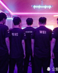 MK体育官网-德甲榜首大战终结悬念，拜仁十连胜创纪录  